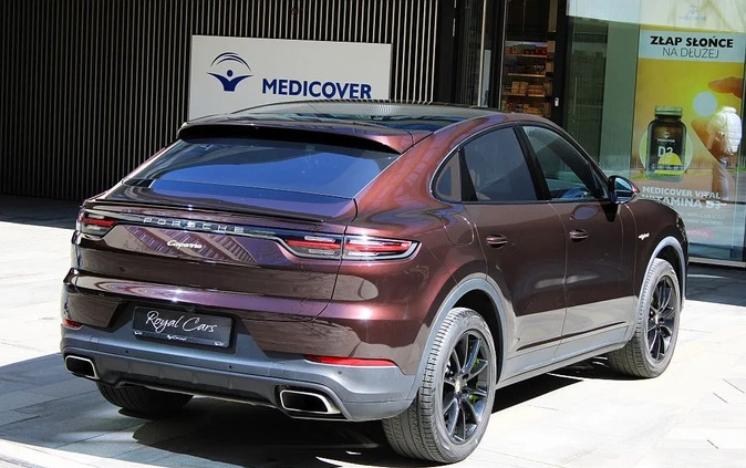 Porsche Cayenne cena 389900 przebieg: 35300, rok produkcji 2021 z Kartuzy małe 667